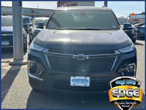2022 Chevrolet Traverse LT Leather