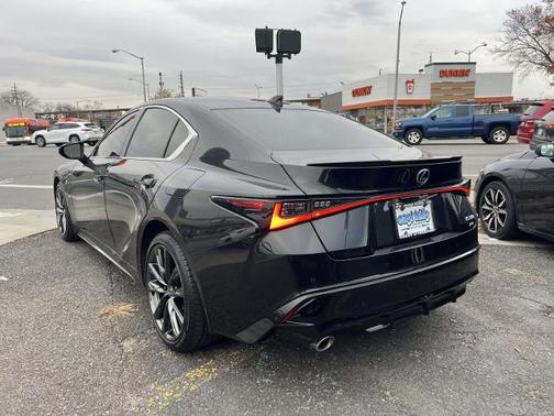 2024 Lexus IS 350 F SPORT Design
