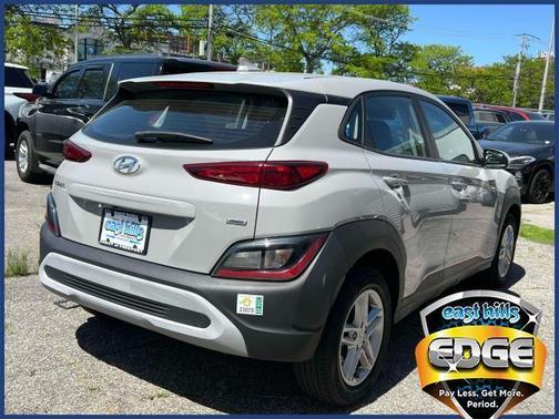 2022 Hyundai KONA SE