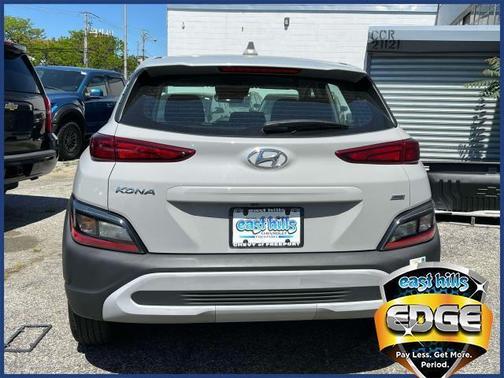 2022 Hyundai KONA SE