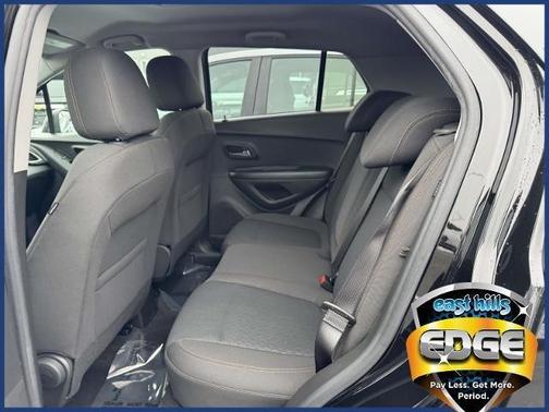 2022 Chevrolet Trax LS