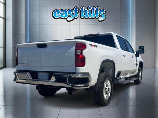 Summit White 2025 Chevrolet Silverado 2500 LT
