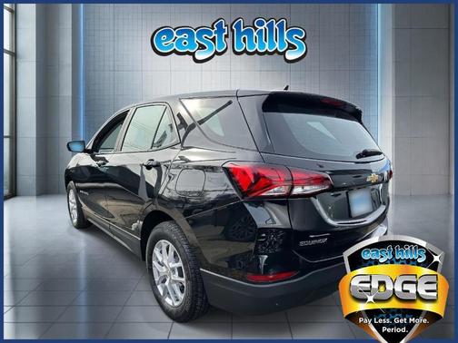 Mosaic Black Metallic 2023 Chevrolet Equinox LS