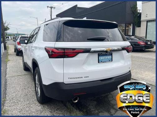 2022 Chevrolet Traverse LT Cloth