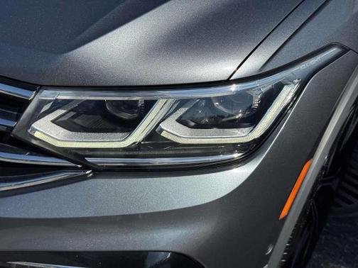 2022 Volkswagen Tiguan 2.0T SEL R-Line
