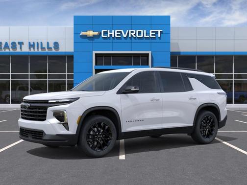 White 2026 Chevrolet Traverse LT