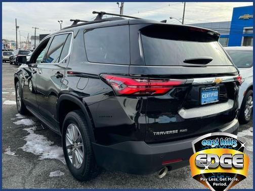 2022 Chevrolet Traverse LT Leather