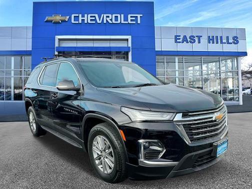 2022 Chevrolet Traverse LT Leather