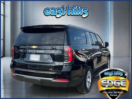 2025 Chevrolet Suburban LT