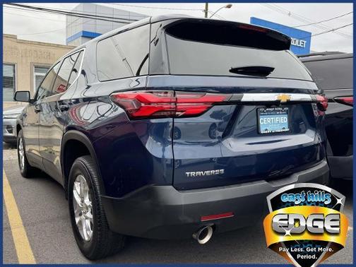 2022 Chevrolet Traverse LS