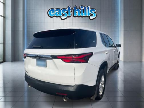 2023 Chevrolet Traverse LS