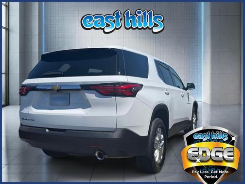 Summit White 2023 Chevrolet Traverse LS