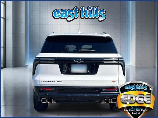 Summit White 2024 Chevrolet Traverse RS