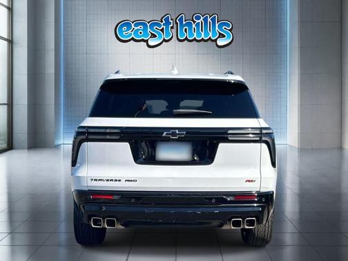 Summit White 2024 Chevrolet Traverse RS