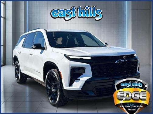 Summit White 2024 Chevrolet Traverse RS