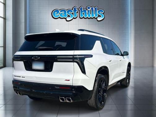 Summit White 2024 Chevrolet Traverse RS