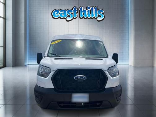 Avalanche 2022 Ford Transit-350 XLT