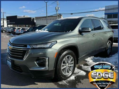 2022 Chevrolet Traverse LT Cloth