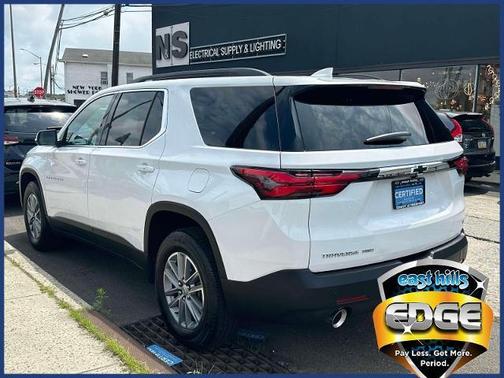 2022 Chevrolet Traverse LT Leather