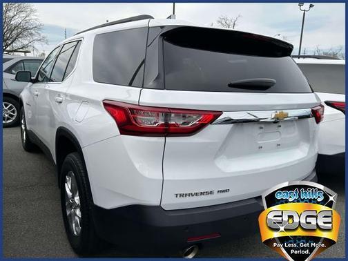 2021 Chevrolet Traverse LT Leather