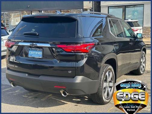 2022 Chevrolet Traverse LT Leather