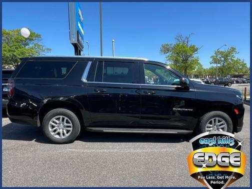 2023 Chevrolet Suburban LT
