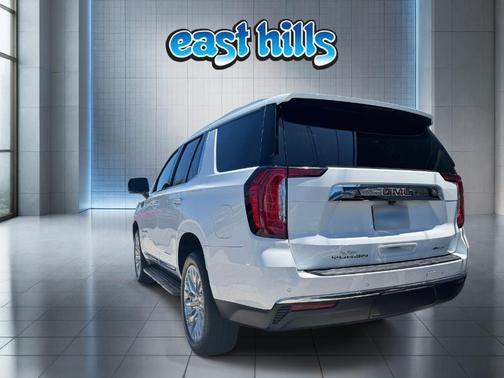 Summit White 2023 GMC Yukon SLT