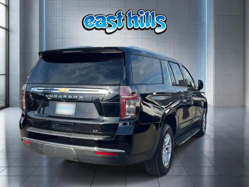 Black 2024 Chevrolet Suburban LT