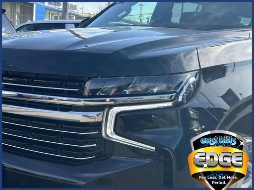 Black 2024 Chevrolet Suburban LT