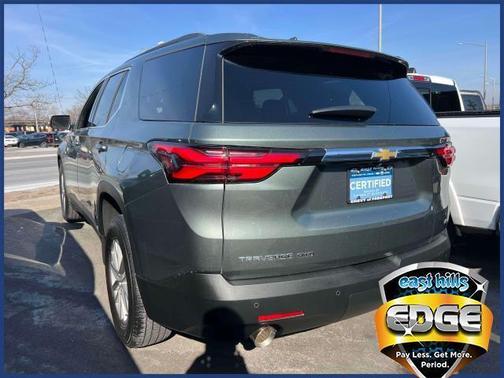 2022 Chevrolet Traverse LT Cloth