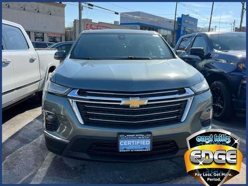 2022 Chevrolet Traverse LT Cloth
