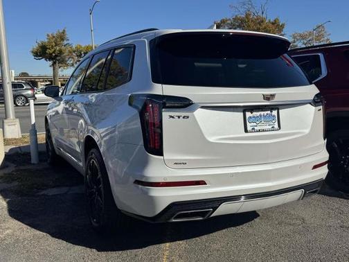 2023 Cadillac XT6 Sport AWD