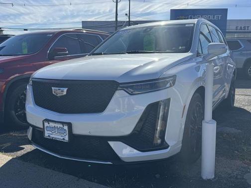 2023 Cadillac XT6 Sport AWD