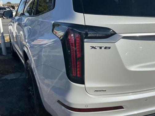 2023 Cadillac XT6 Sport AWD