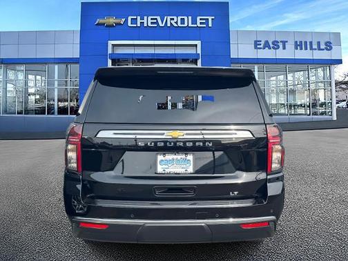 2024 Chevrolet Suburban LT