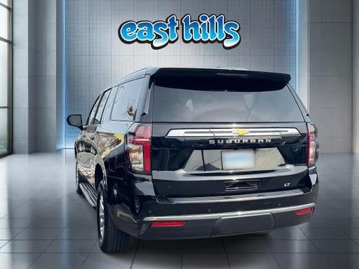 2024 Chevrolet Suburban LT