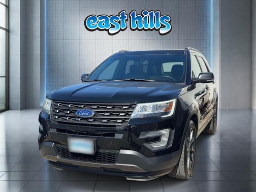 Blue 2017 Ford Explorer XLT