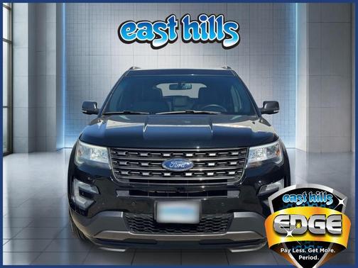 Blue 2017 Ford Explorer XLT