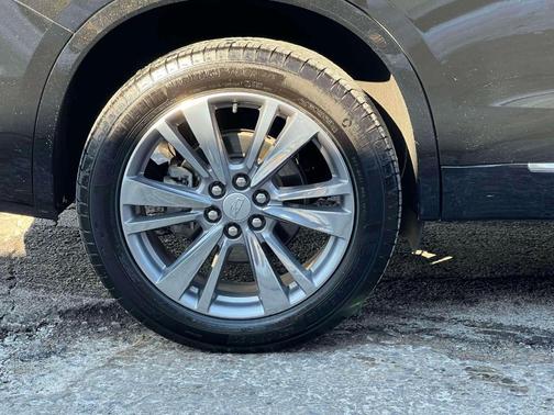 2025 Cadillac XT6 Premium Luxury AWD