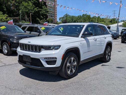 Bright White Clearcoat 2024 Jeep Grand Cherokee 4xe Base