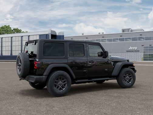 Black Clearcoat 2026 Jeep Wrangler Sport