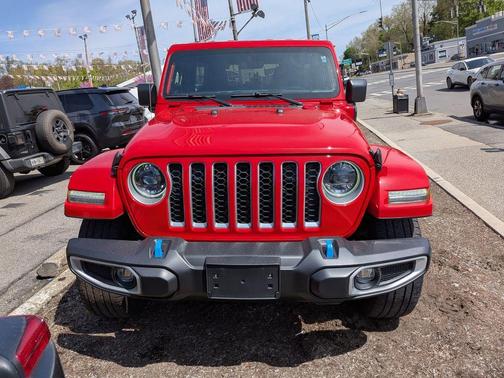 Firecracker Red Clearcoat 2023 Jeep Wrangler 4xe Sahara