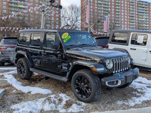 2022 Jeep Wrangler Unlimited 4xe Sahara