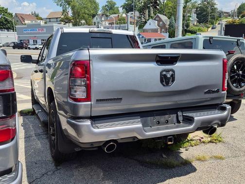 Billet Silver Metallic Clearcoat 2024 RAM 1500 Big Horn/Lone Star