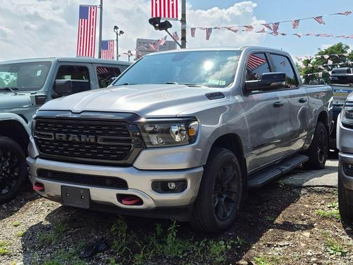 Billet Silver Metallic Clearcoat 2024 RAM 1500 Big Horn/Lone Star