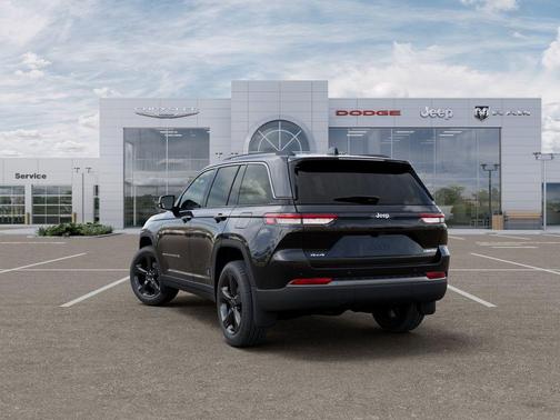 Diamond Black 2026 Jeep Grand Cherokee Limited