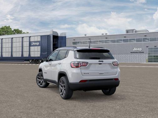 Bright White Clearcoat 2026 Jeep Compass Limited