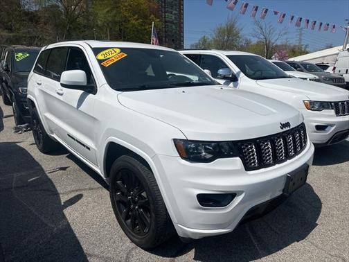 2021 Jeep Grand Cherokee Laredo X 4x4