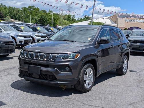Granite Crystal Clearcoat Metallic 2022 Jeep Compass Latitude