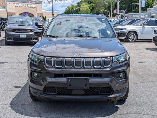 Granite Crystal Clearcoat Metallic 2022 Jeep Compass Latitude